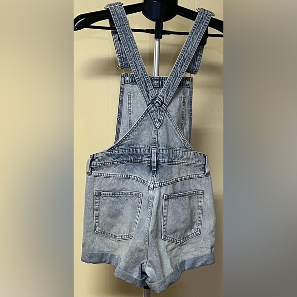 H&M Denim Distressed Short Overalls - Picture 2 of 4